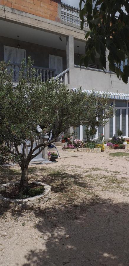 Apartments Mira Jadrtovac Dış mekan fotoğraf