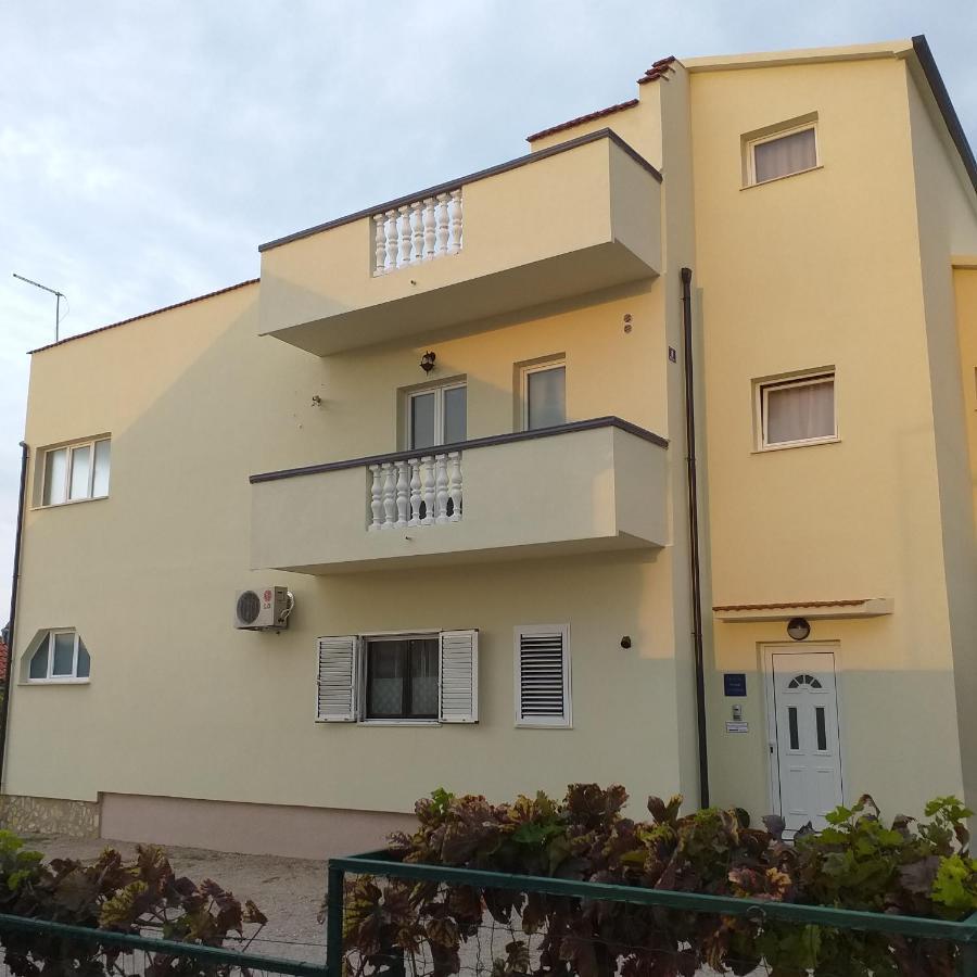 Apartments Mira Jadrtovac Dış mekan fotoğraf