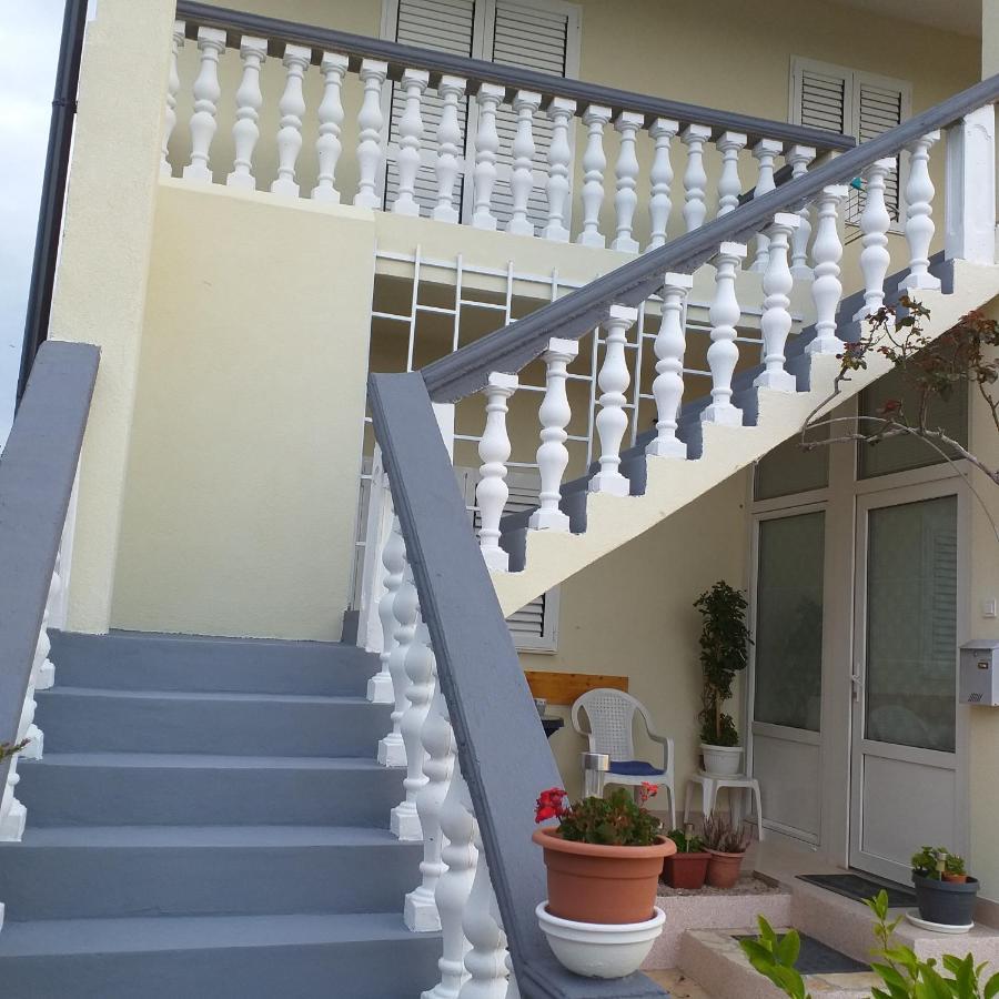 Apartments Mira Jadrtovac Dış mekan fotoğraf